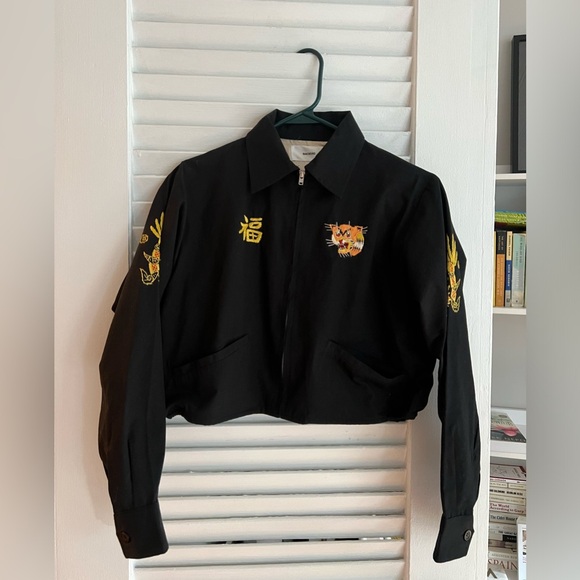 Adorable cropped bumper jacket with embroidery. XS. - Picture 3 of 3